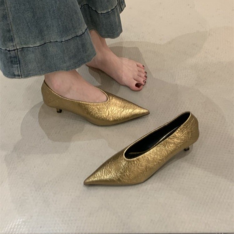 2025 Autumn New Commuter Wind  - Heels recension och pris