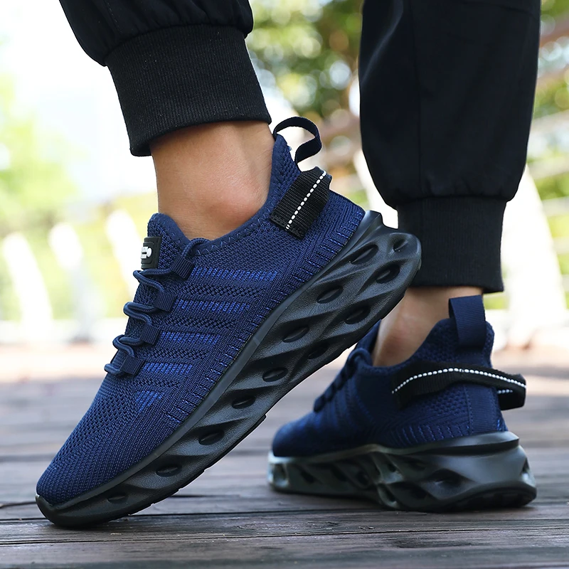 Men's Thick Soled Sports Shoes - Breathable Mesh Athletic Shoes recension och pris