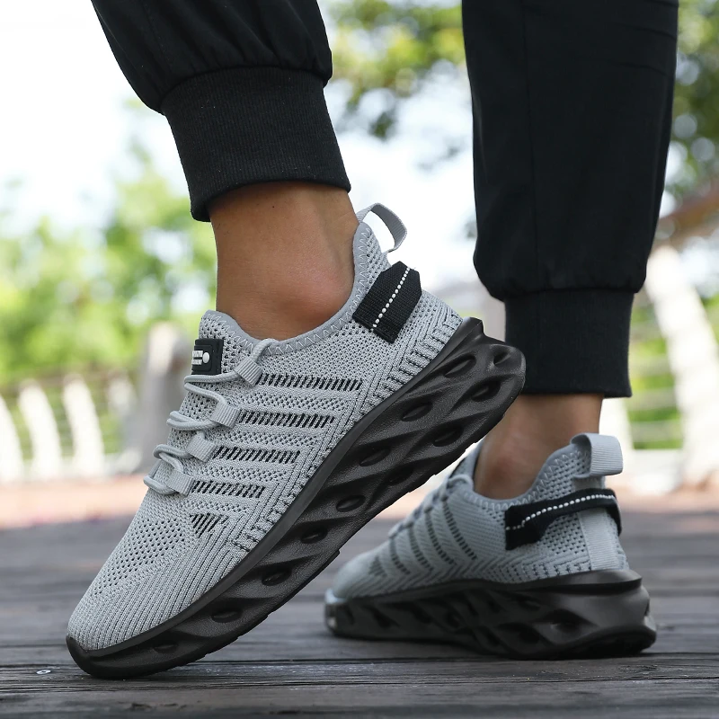 Men's Thick Soled Sports Shoes - Breathable Mesh Athletic Shoes recension och pris